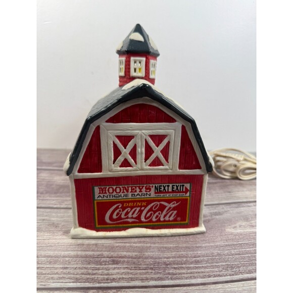 Town Square Collection Coca Cola “Mooney’s Antique Barn” Iluminated RETIRED - Picture 14 of 16